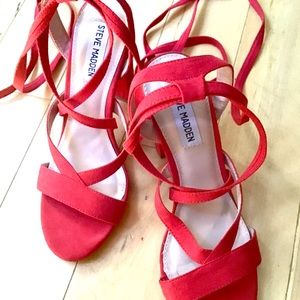 Steve Madden red high heel shoes. Size 7.5.